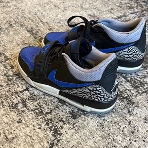 Nike Black and Blue Athletic Shoes